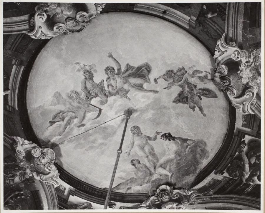 Figure allegoriche - Venezia, Palazzo Contarini a San Beneto
